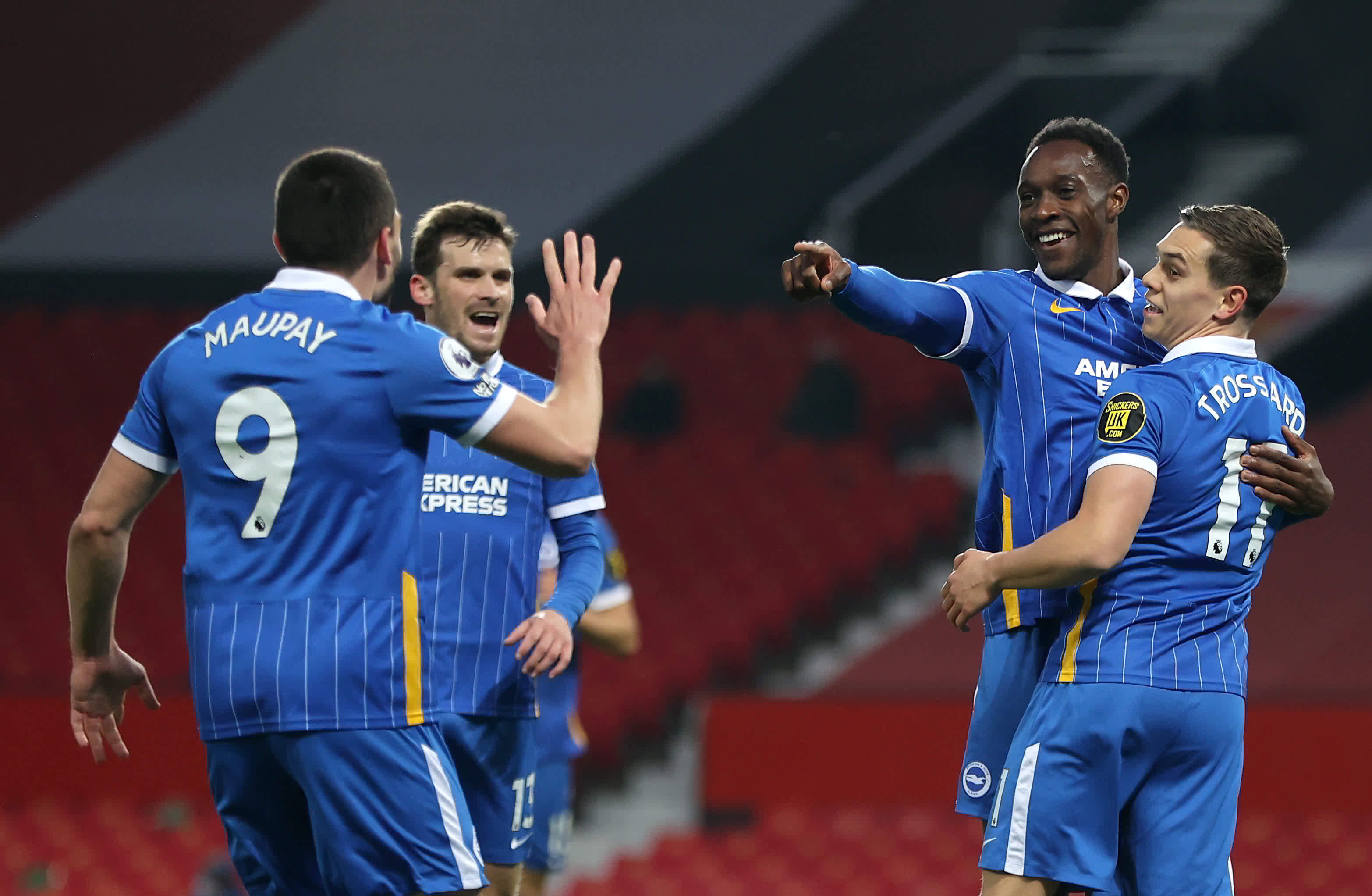 沙滩上燃起 沙滩上燃起